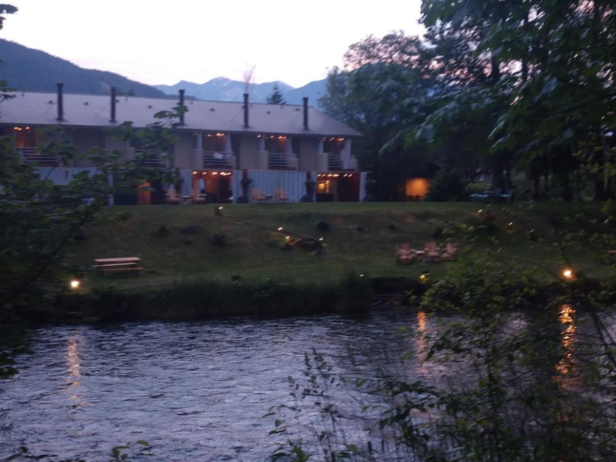 Moon River Suites #1 North Bend Ngoại thất bức ảnh